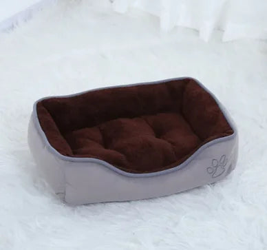 Four-Season Oxford Pet Kennel