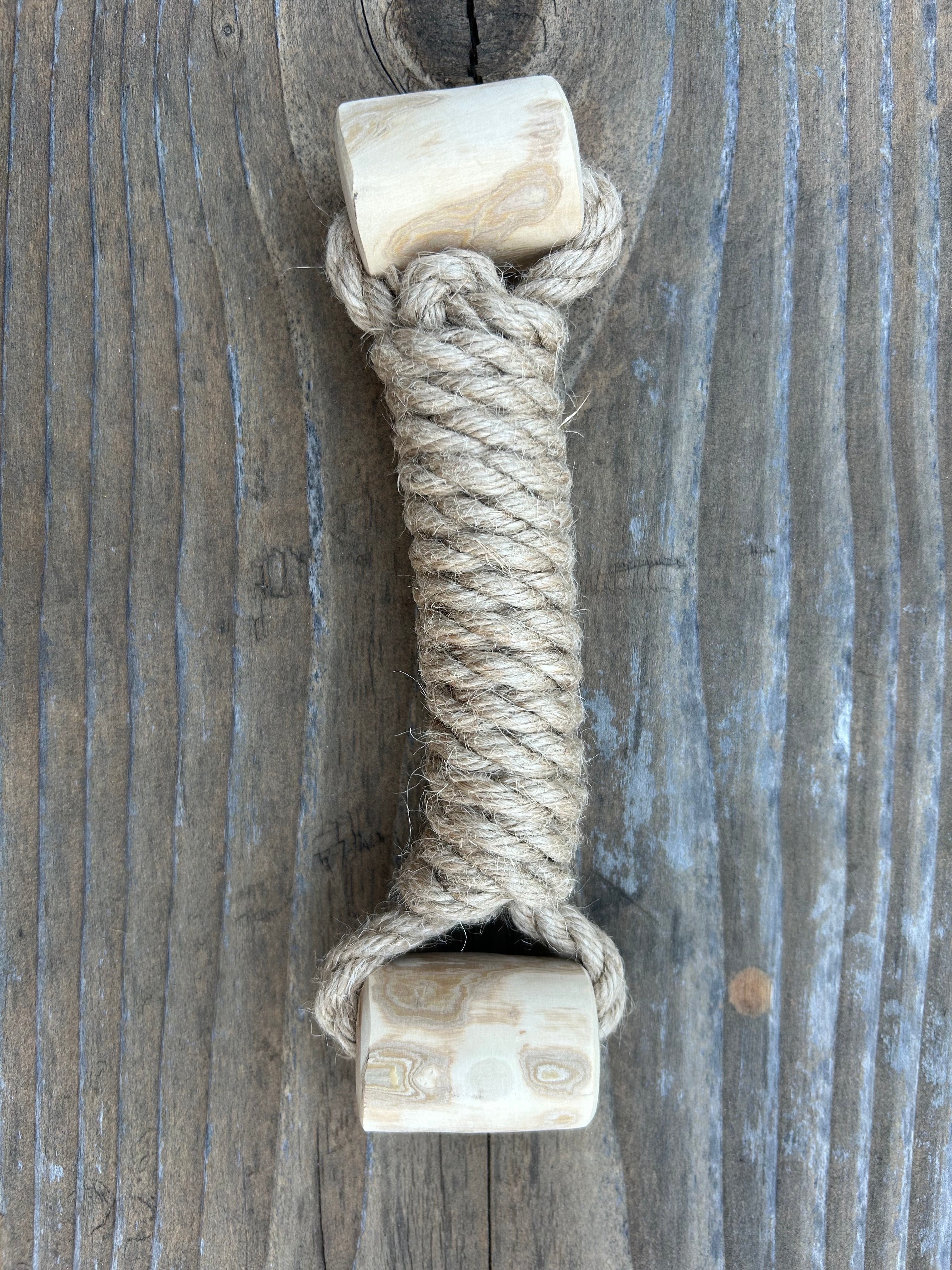 romng hemp rope + coffee wood toy