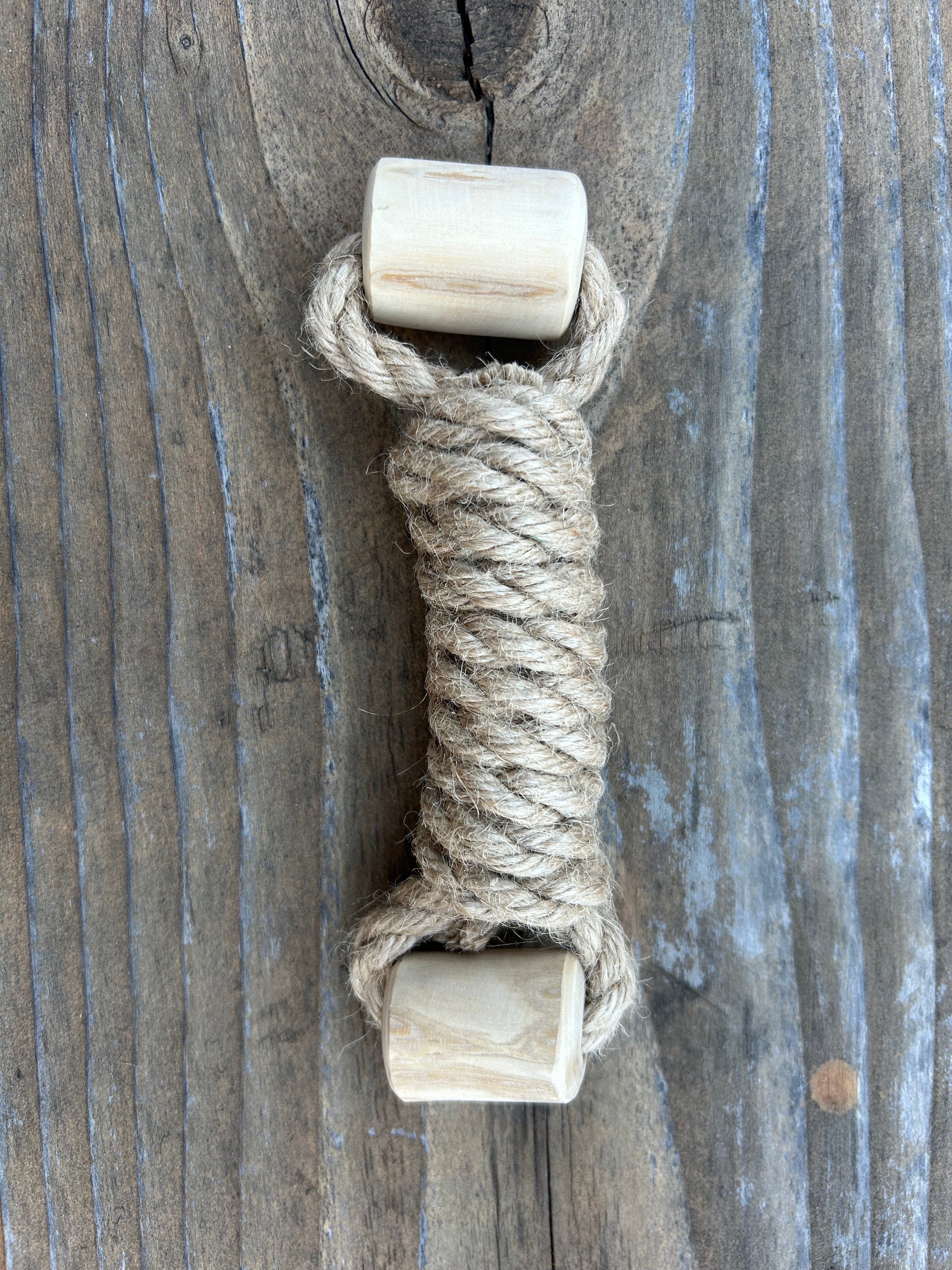 romng hemp rope + coffee wood toy