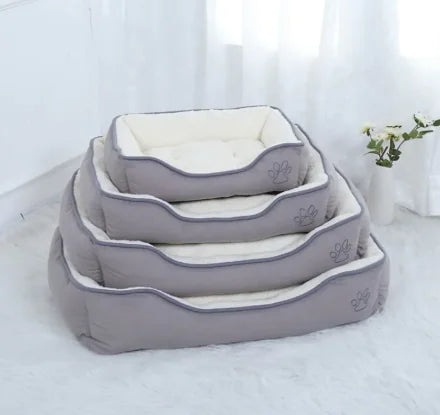 Four-Season Oxford Pet Kennel